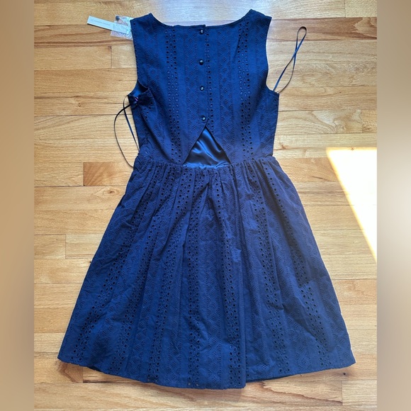 NWT Lauren Conrad Back Cutout Navy Blue Lined Eyelet Sleeveless Dress - Picture 4 of 6